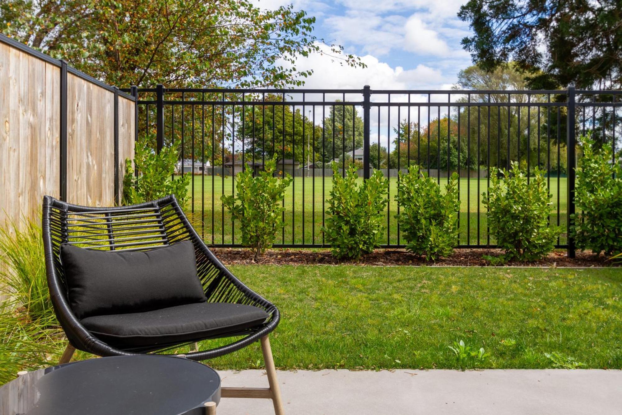 Escape At The Park: 1 Bed 1 Bath W/Carpark Apartment Christchurch Luaran gambar